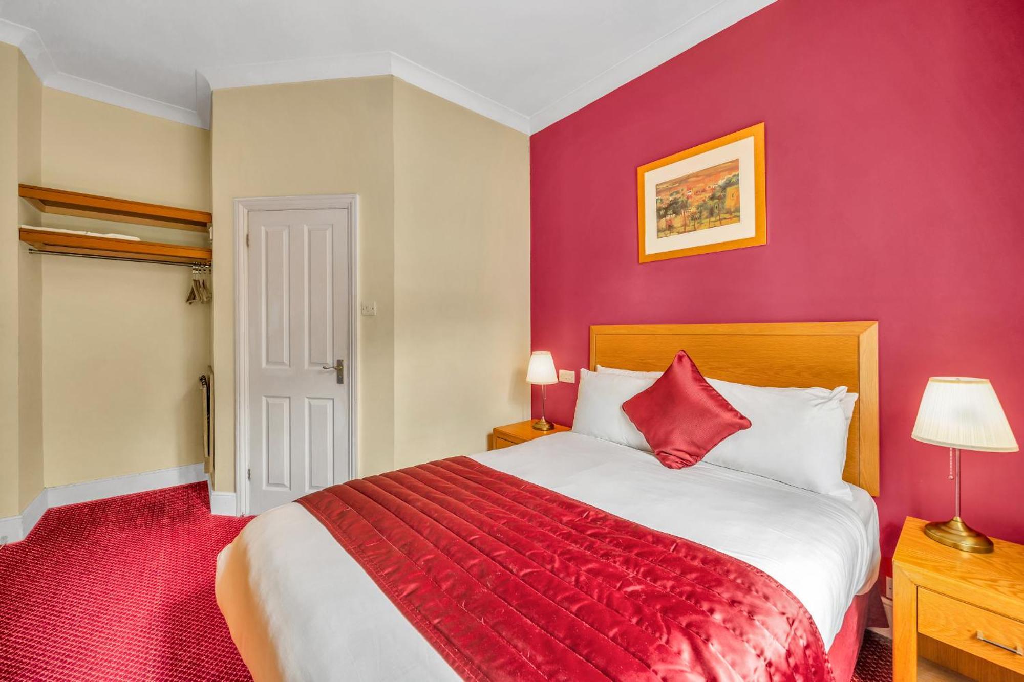 Dial House Hotel Кроуторн Экстерьер фото